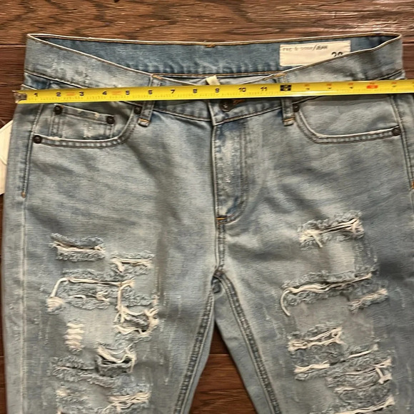 Rag & Bone The Dre Thrasher Boyfriend Light Wash Jeans Size 28 - Picture 6 of 9